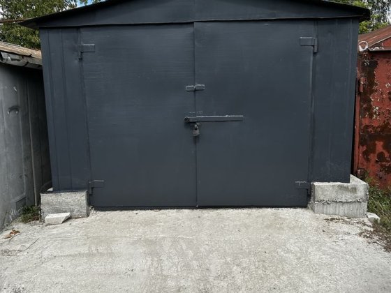 Продам гораж каператив Онежский Днепр