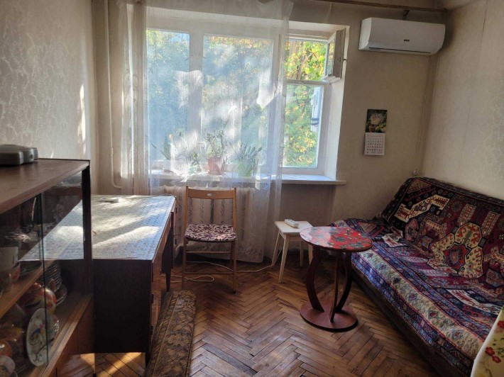 Продам 2к Святошинський р-н вул Василя Кучера буд 6 - фото 1