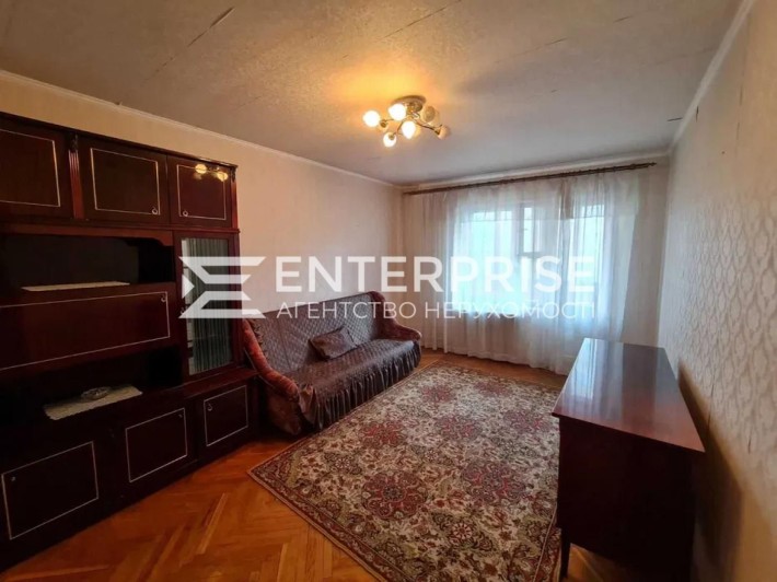 Продаж 3-кімнатна, провулок Квітневий, Виноградарь - фото 1