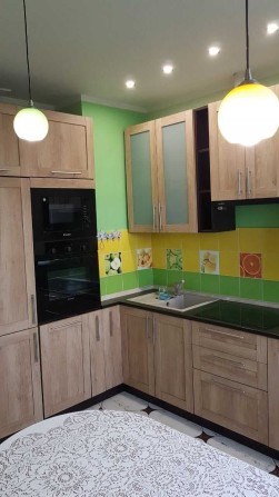 2х кім. новобудова Героїв Майдану 160 з коміркою в під'їзді, Чернівці - фото 1