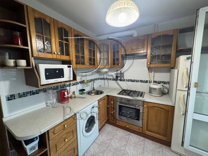 Продаж 3кімн.кварт. з ремонтом Шамо Русанівка/м. Лівобережна - фото 1