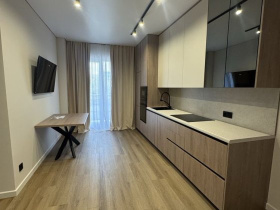 Продаж стильної квартири по вул. Новака Ужгород