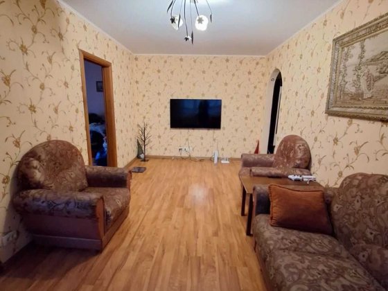 Продам 4 кімнатну квартиру. Чернигов