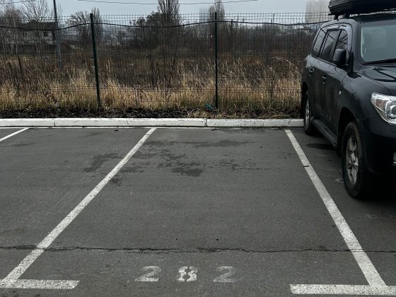 Продаю паркомісце у ЖК Паркленд. Охорона, відеоспостереження, шлаубаум Киев