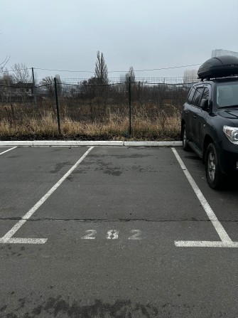 Продаю паркомісце у ЖК Паркленд. Охорона, відеоспостереження, шлаубаум - фото 1