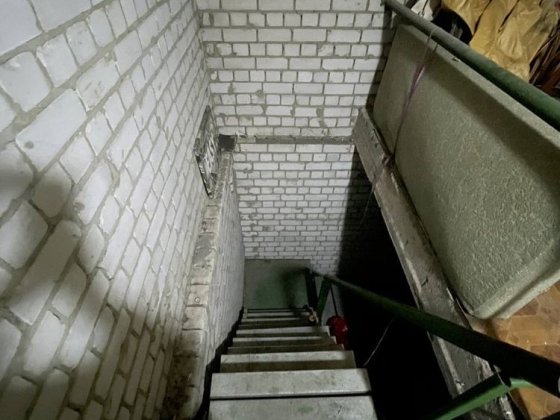 Продам гараж капитальный кирпичный двухэтажный с подвалом Дніпро