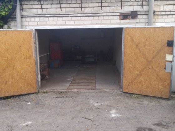 Продам гараж в Днепре на ж/м Тополь 2 Дніпро