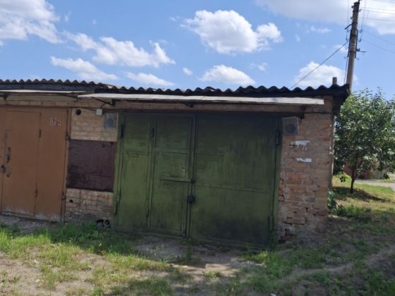Продам гараж,на території є охорона Кропивницький