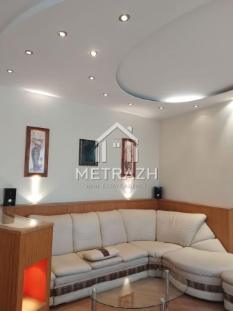 Готова до заселення! Квартира 93 м² на Оболоні біля парку та озера! - фото 1