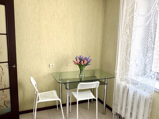 Простора квартира по вул. Новопричистенська 82 Черкаси