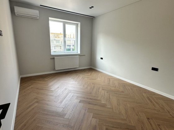 Продається 1 кімн. Кв. Вул. Богомольця Ужгород