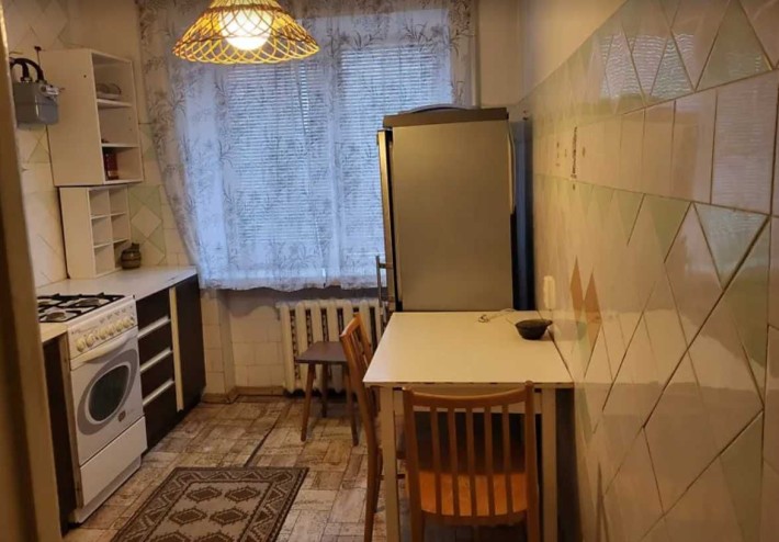 Продам  2 кімнатну квартиру на Вишеньці - фото 1