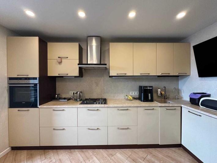 Продаж 2 кім квартири - Академічний, Ремонт, АГВ - фото 1