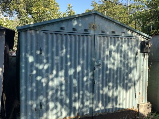 Продам гараж на послеке котовского (пересыпском районе)