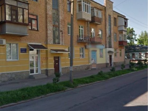 Магістрацька 4. Центр. Продам трикімнатну квартиру Чернигов