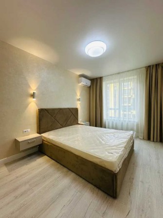 ЖК Счастливый-2, в продаже 2к квартира, новый ремонт - фото 1