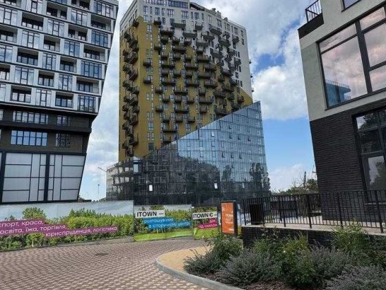 Паркинг Айтаун Itown дом  С А Софиевская Одесса