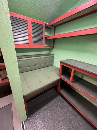 Продам гараж в ГК Салют (вул. Світлицького, 32, м. Київ) - фото 1