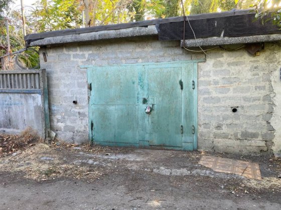 Гараж каменный, район аэропорта 8x5,2м. ГО Полет Бурлача Балка