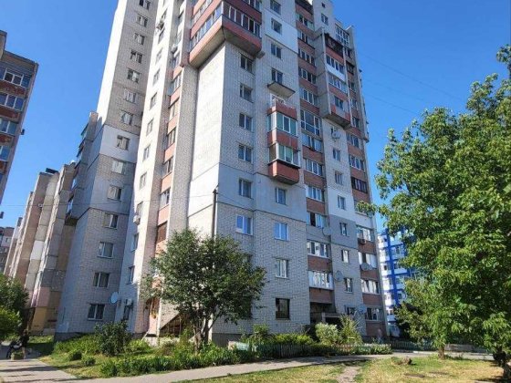 !!!Продаж 3х кімнатної квартири в районі Епіцентру Чернигов