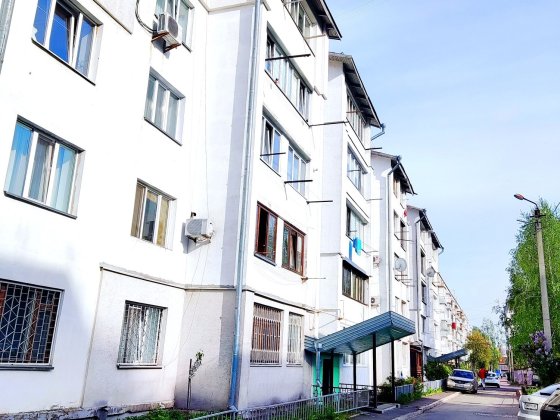 Продам 2х кімнатну квартиру в центрі міста Житомир