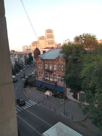 Продаю 2 комнатную квартиру в центре, с видом на Менору. - фото 1