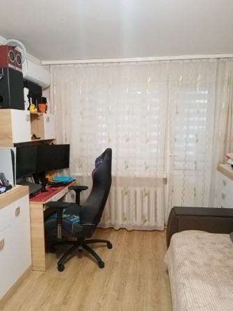 Продам 2-х кімнатну квартиру. Крошня - фото 1
