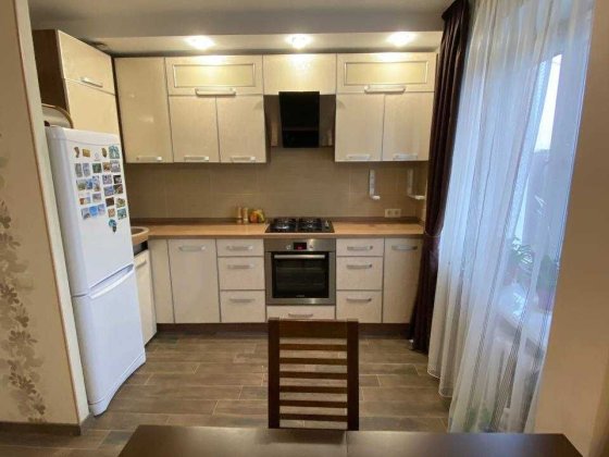 3-кімн. квартира | цегла + меблі в подарунок | ремонт. Ремзавод. Чернігів