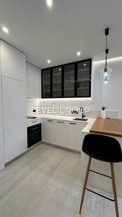 Шикарна квартира з ремонтом в ЖК Файна Таун, вул. Салютна, 2 - фото 1