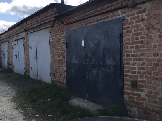 Гараж кирпичний в Супрунівці Супрунівка