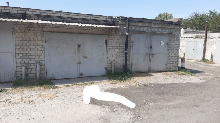 Гараж на Молодіжному, цегляний двоярусний - фото 1