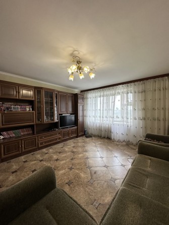 Продається 3-кімнатна квартира по вул. М. Небаби, центр міста - фото 1