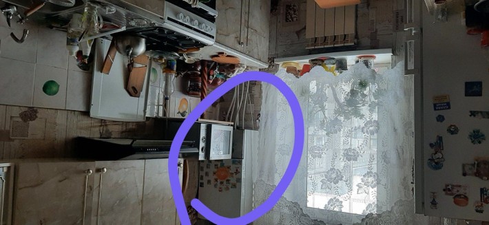 Продам трьох кім. АО, квартиру ,крошня,Покровська - фото 1