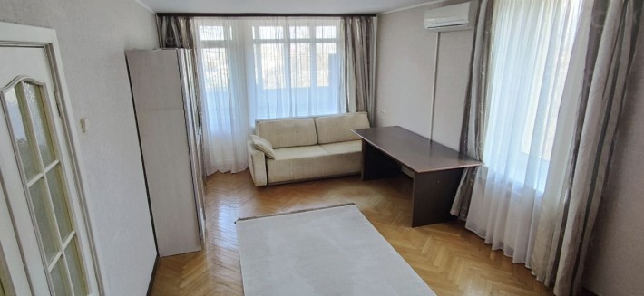 Продаж 1к - 42,8 м2 квартири / Шептицького 7 (м. лівобережна) ВЛАСНИК - фото 1