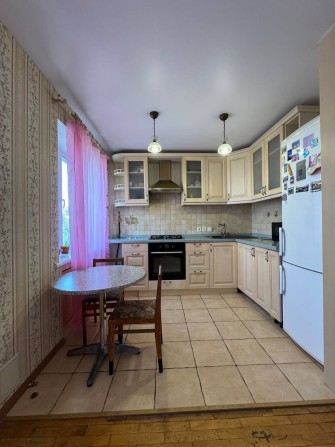 Продам квартиру с большой кухней-столовой - фото 1