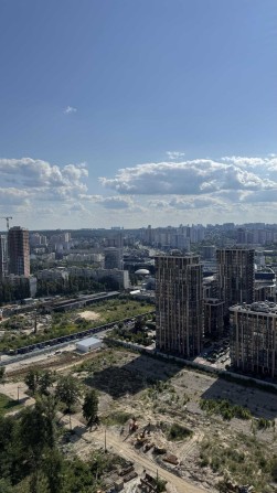 Продаж 2к Кв-ри Французький кв-тал
Печерський р-н, Саперне поле, 14/55 - фото 1