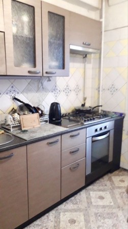 Продам 2 ком квартиру  Александровском р- н,  ул. Украинская - фото 1