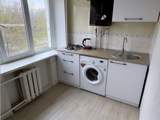 Торг! Продаж 1 к. кв. 3й поверх, вул. Глісерна Запорожье