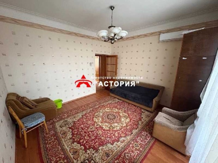 Продаж 2-кімнатної квартири по пр. Металургів - фото 1