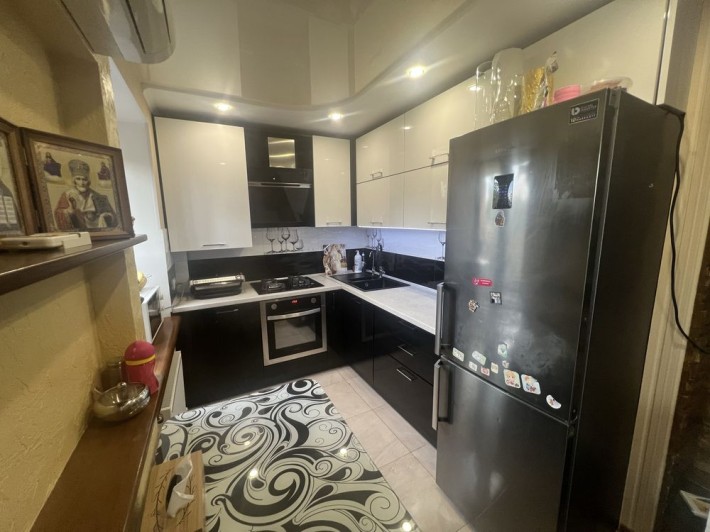 Продаж 3 кімнатноі квартири - фото 1