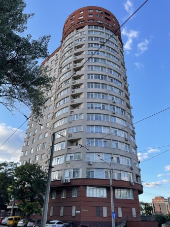 2-комн, ЖК Чкаловский, Созидатель, Исполкомовская, Центр - фото 1