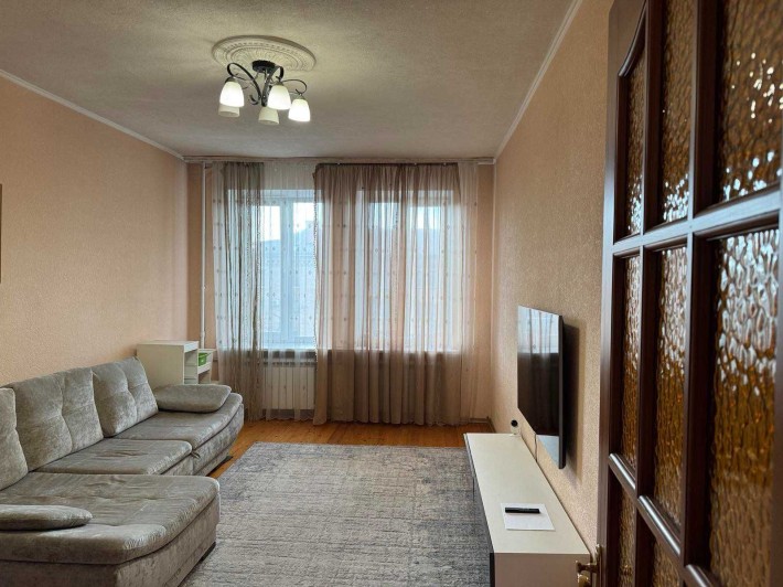 Продаж 2к квартири Сталінка Бульвар Шевченко 71 - фото 1