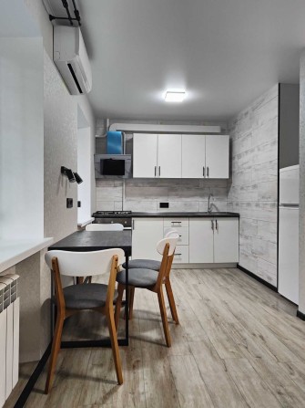 ПРОДАМ 2-х кім. кваритиру, з авторським ремонтом 2024р - фото 1