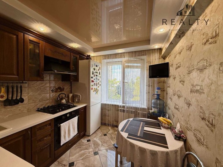 Продаж двокімнатної квартири на Ладозькій (213-177-763) - фото 1