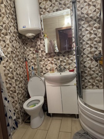Продам 3 комнатную квартиру в центре корабельного района - фото 1
