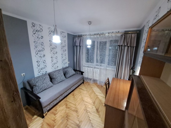 Срочно ! Продажа квартиры на Полякова - фото 1