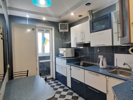 Пропоную купити двокімнатну квартиру в районі ТЦ Україна. Запоріжжя