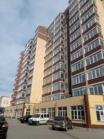 Продам новострой с ремонтом сданный - фото 1