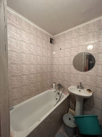 Продам 4 кімнатну квартиру на вул.генерала Карпенка (Алмазова) - фото 1