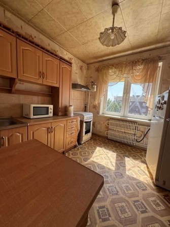 Продам 3к квартиру, б-р Славы ж/м Сокол-2 - фото 1